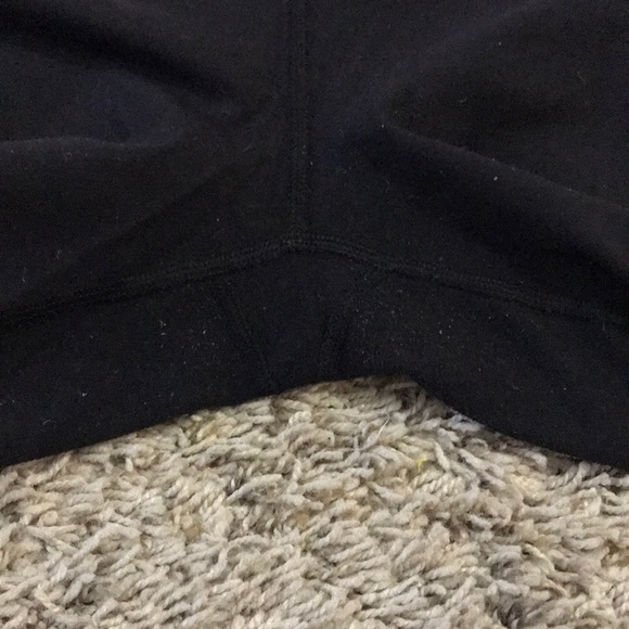 Lululemon Black Wunder Under Crop Size 8 💕💕💕 - Picture 5 of 5